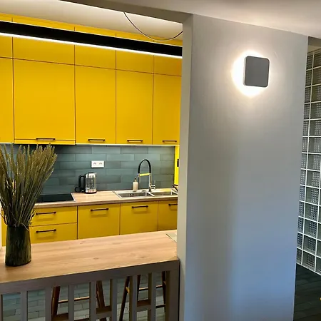 Apollo Tower Center 360oview Luxury Apartment